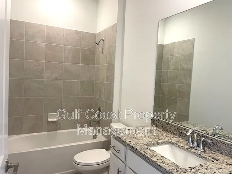 5316 Crystal Harbor Cv — Photo 23