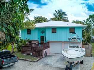 6529 SE Held Ct, Stuart, FL 34997