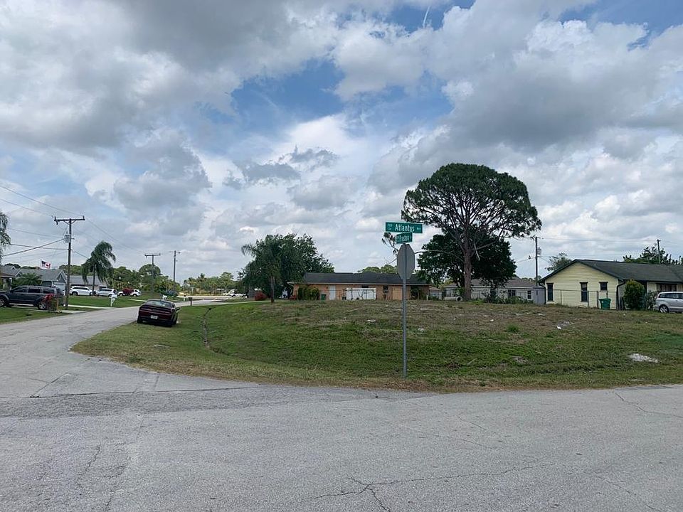 1st image of 1349 SE Preston Lane