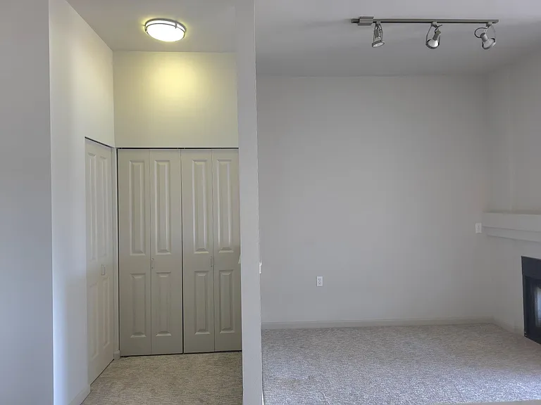 Borgata Apartment Homes — Photo 111
