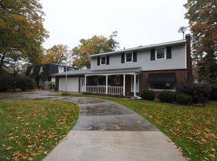 224 Hanover Dr, Muskegon, MI 49445