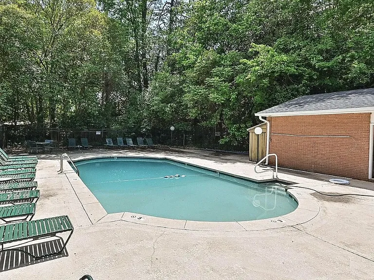 4605 Hedgemore Dr #D — Photo 28