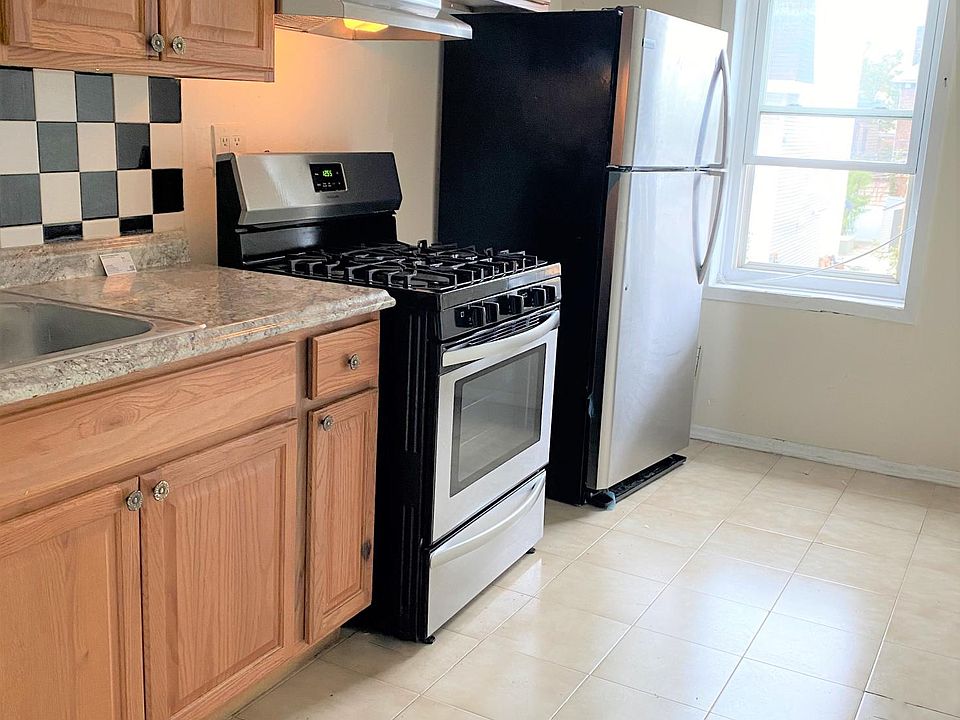 2nd image of 33-13 103rd St #2B