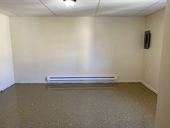 4th image of 318-320 W Market St Unit 5