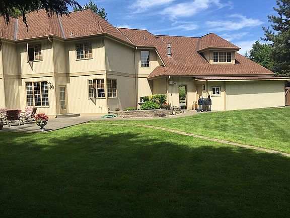 4th image of 17411 NE 129th St
