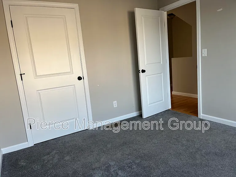 6-21 Clarendon Way #21 — Photo 10