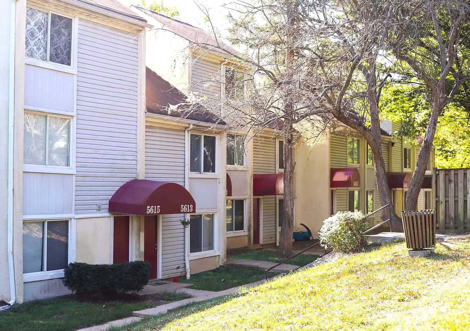 Fall River Terrace — Photo 2