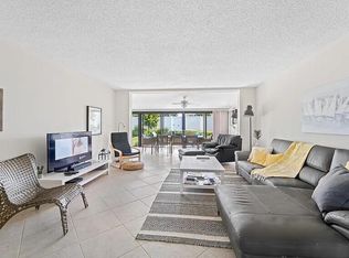 4228 Deste Ct, Lake Worth, FL 33467