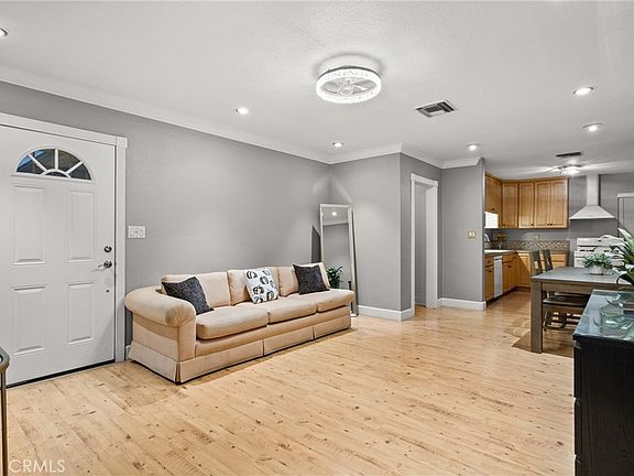 3rd image of 10512 Nashville Ave
