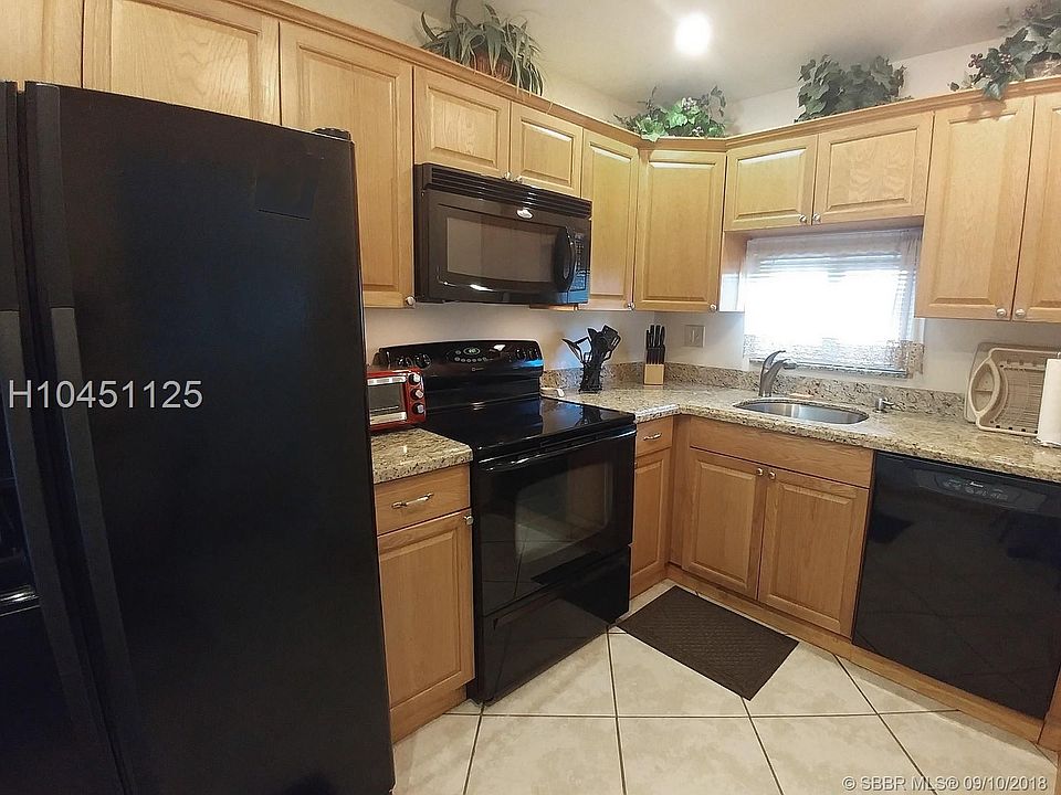1st image of 9410 N Hollybrook Lake Dr APT 302