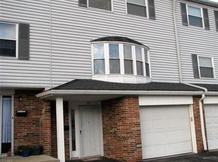 2111 Presidential Pkwy APT 22, Twinsburg, OH 44087
