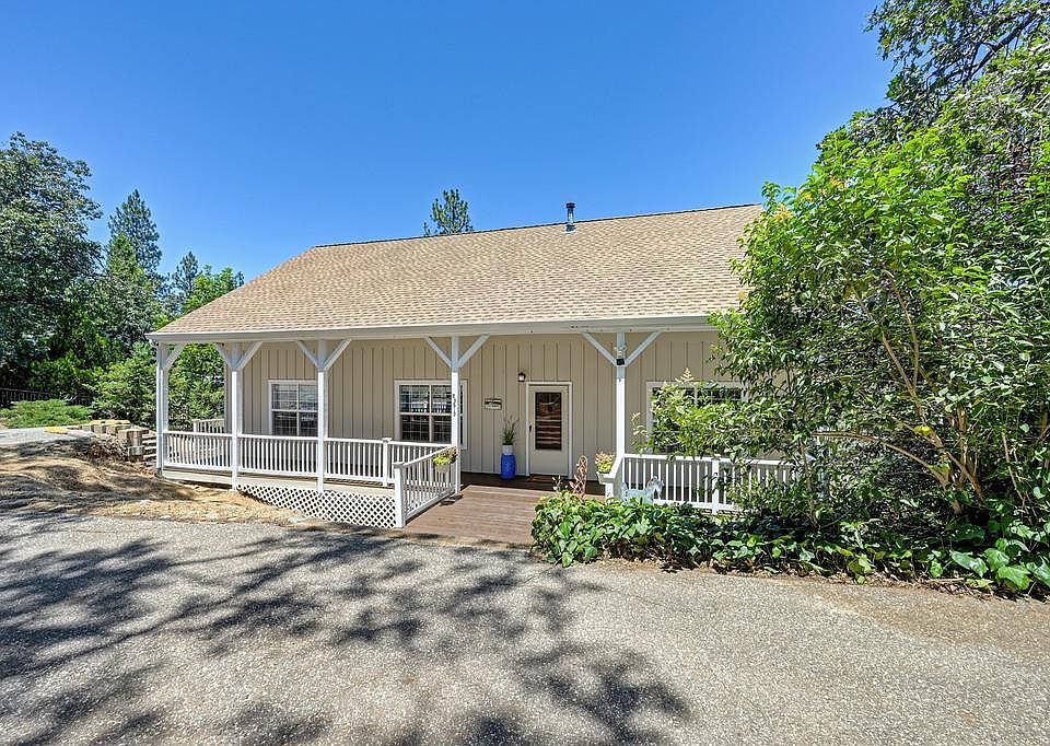 2nd image of 20810 Indian Dr