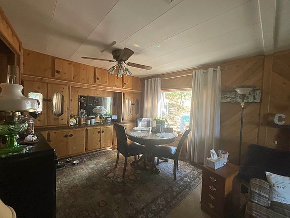 5th image of 301 Rolling Hills Dr
