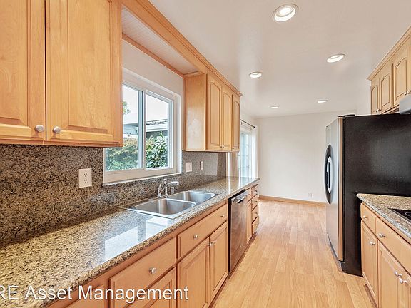 3rd image of 20216 Saratoga Vista Ct
