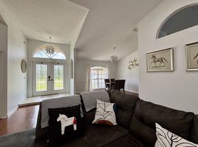 13885 Sheffield St, Wellington, FL