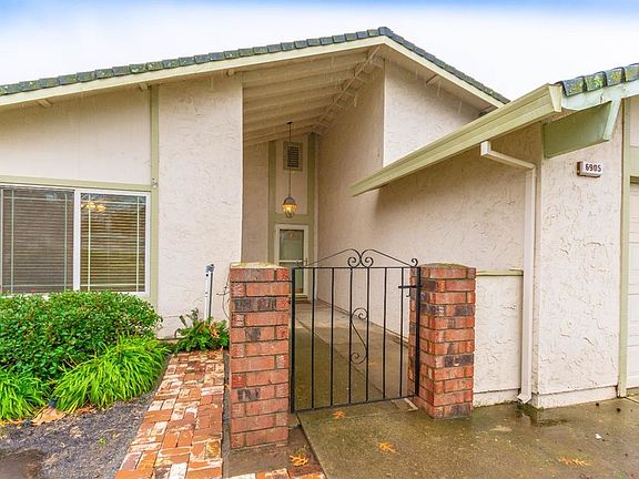 4th image of 6905 Lyonia Way