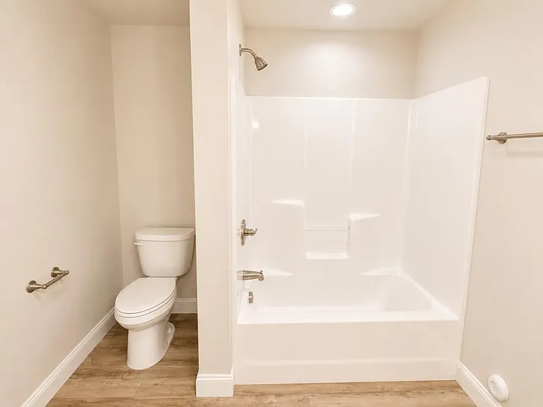 4810 Cornice Dr — Photo 17