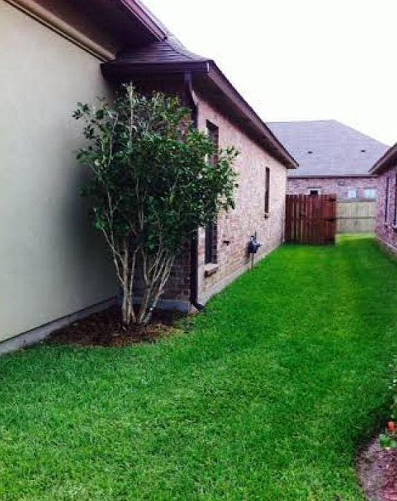 2nd image of 4029 Water Oak Dr