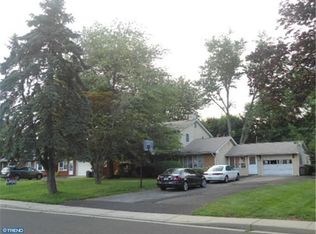 455 Austin Dr, Fairless Hills, PA