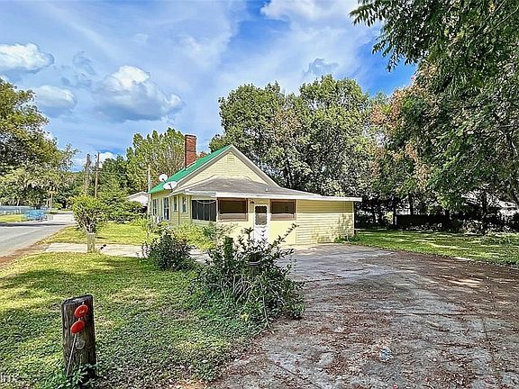 4th image of 37534 Howard Ave