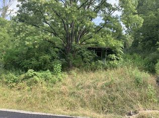 2470 Yellow Sulphur Rd, Christiansburg, VA 24073