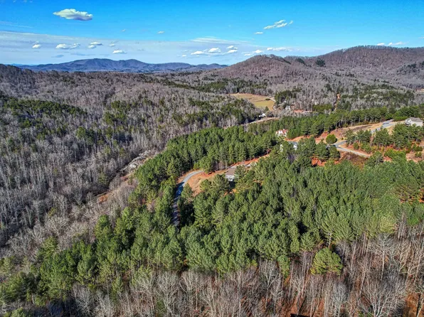 46 Inwood Ln, Blairsville, GA 30512