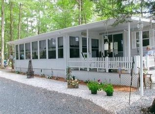 516 Nob Hill, Brimfield, MA 01010