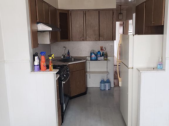 2nd image of 8677 25th Ave