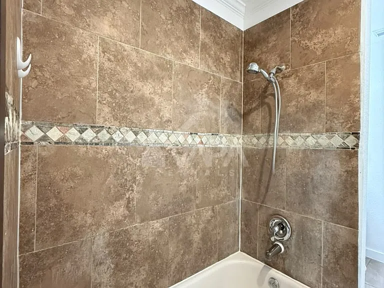 9666 Green Plain Dr — Photo 14