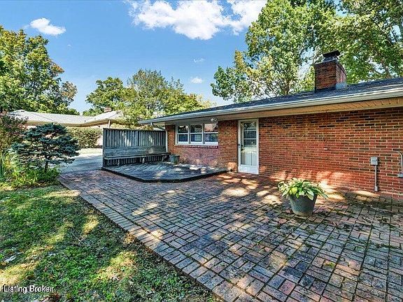 4th image of 2706 Lime Kiln Ln