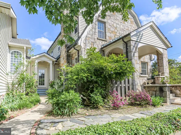 1500 Augustine Ave, Fredericksburg, VA 22401