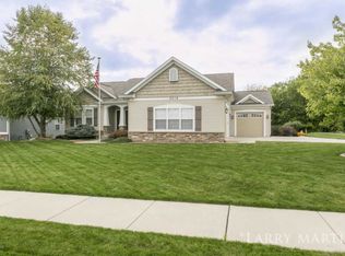 5519 Mills Ridge Dr SW, Wyoming, MI 49418