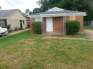 2239 Perry Rd, Memphis, TN 38106