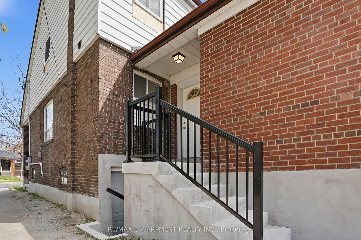 Building Photo - 1049 Glencairn Ave #MAIN FLOOR