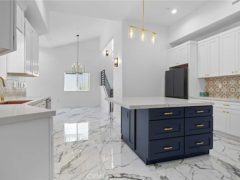 16355 Canon Ln — Photo 9