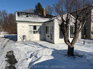 110 Woodward Ave, Markham, ON L3T 1E9