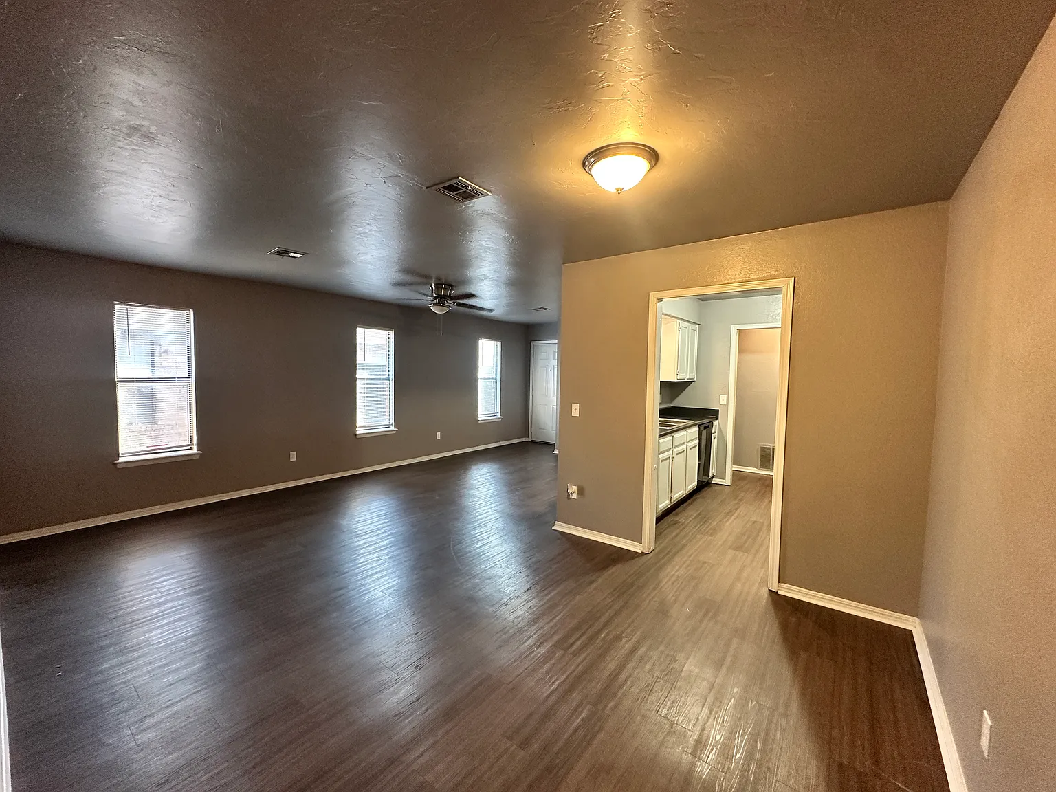 113 Monticello Rd — Photo 4