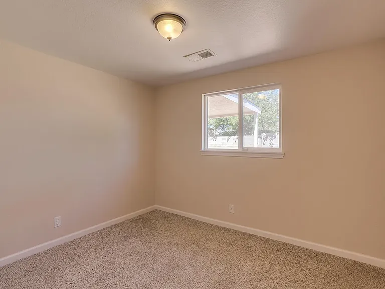 10413 Mountain Rd NE — Photo 8