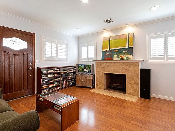 4th image of 6516 Elgin St