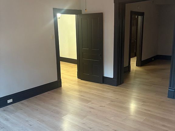 Large front bedroom off foyer
