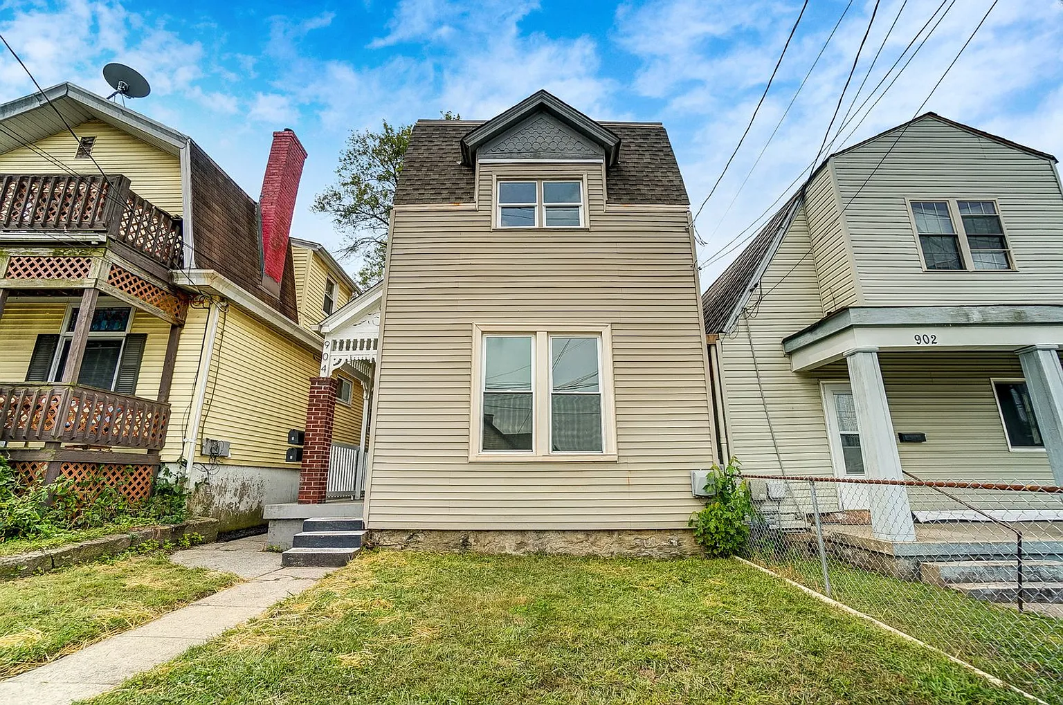 904 Walnut St #1 photo 1