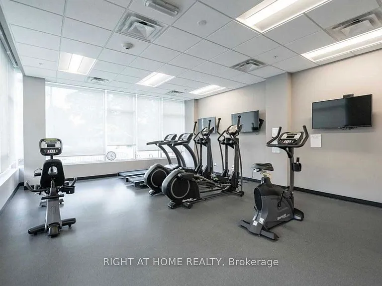457 Plains Rd E #417 — Photo 12