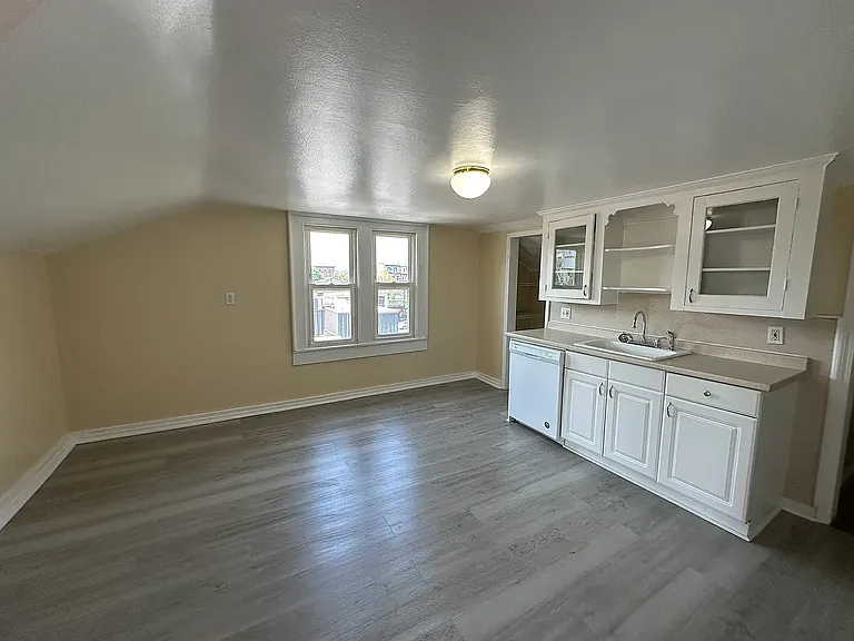23 Brown St #C-3 — Photo 10