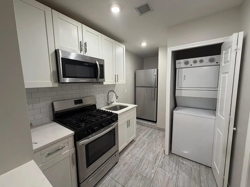 2 bed, $2,400 — Photo 2