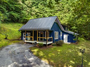 130 Blevins Hollow Rd, Elizabethton, TN 37643