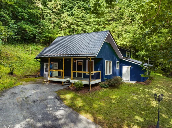 130 Blevins Hollow Rd, Elizabethton, TN 37643