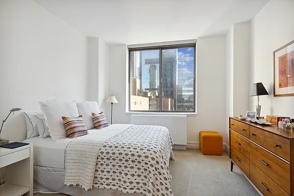 Rented by Compass | media 6