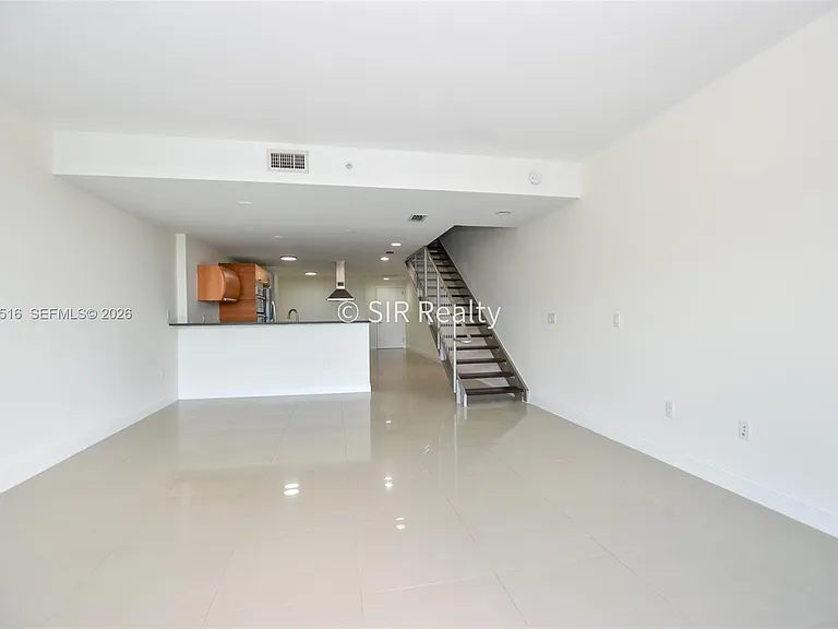 2950 NE 188th St #336 — Photo 5