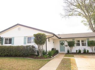3812 Haring Rd, Metairie, LA 70006