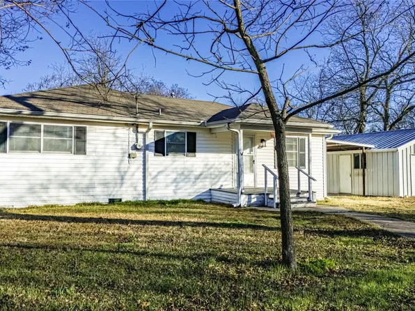 104 Cole St, Ladonia, TX 75449
